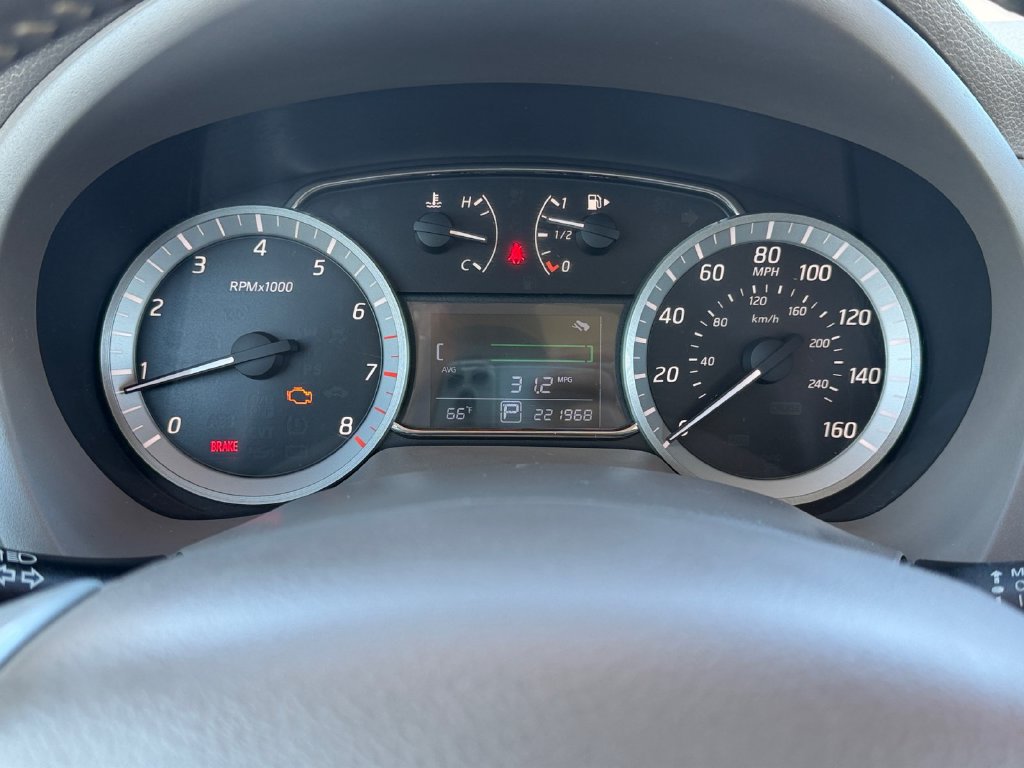 Used 2014 Nissan Sentra SV w/ SV Driver Package FWD image 22