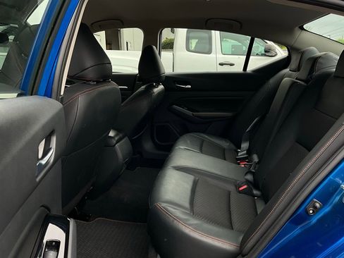 Used 2025 Nissan Altima 2.5 SR image 12