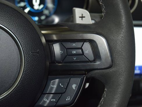 Used 2021 Ford Mustang Shelby GT500 w/ Technology Package image 39