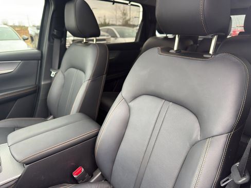 Used 2025 MAZDA CX-90 3.3 Turbo w/ Preferred Package image 12