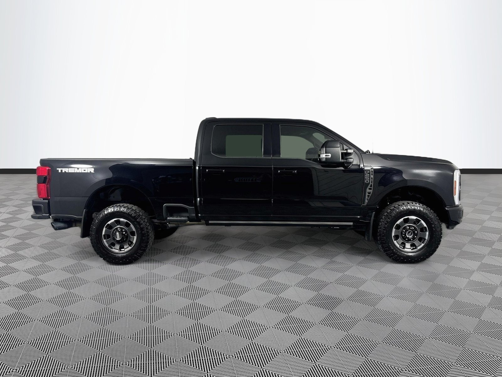 Used 2024 Ford F250 Lariat w/ Lariat Ultimate Package AWD/4WD image 8