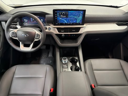 New 2026 Ford Explorer Active w/ Active Comfort Package image 18