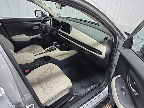 Used 2026 Honda HR-V LX image 15