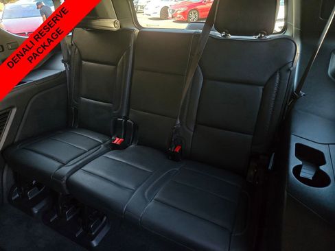 Used 2023 GMC Yukon Denali w/ Denali Reserve Package image 15