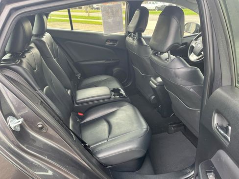Used 2018 Toyota Prius Prime Premium w/ Carpet Mat Package image 15
