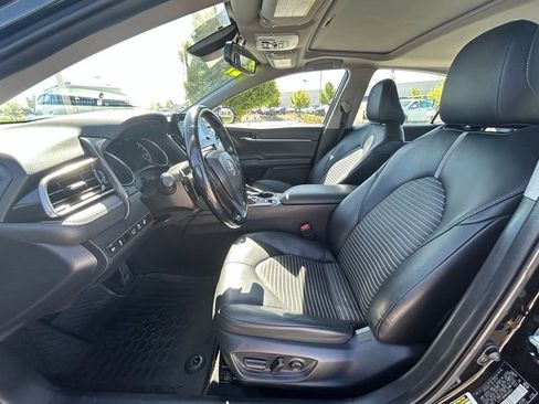 Used 2021 Toyota Camry SE w/ Cold Weather Package AWD/4WD image 13