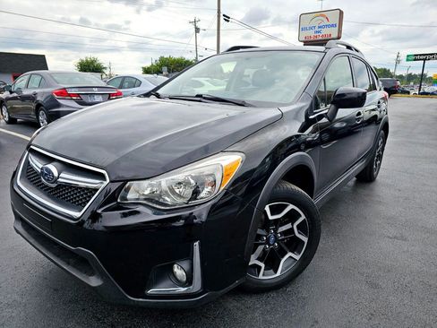 Used 2017 Subaru Crosstrek 2.0i Premium image 2