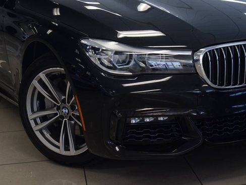 Used 2017 BMW 740i RWD image 8