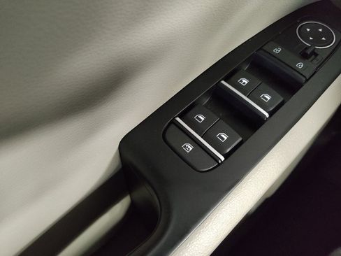 Used 2025 Kia Soul LX image 27