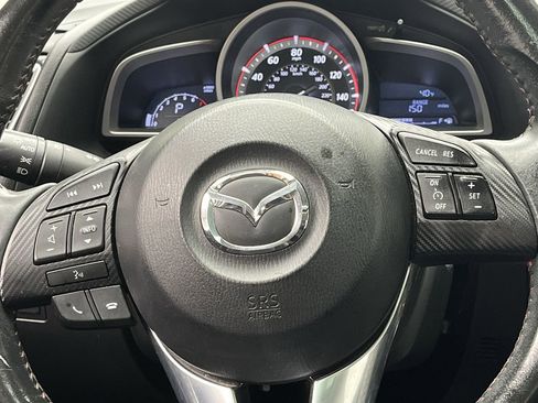 Used 2016 MAZDA MAZDA3 i Grand Touring image 13