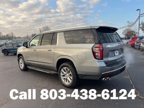 Used 2024 Chevrolet Suburban Premier RWD image 42