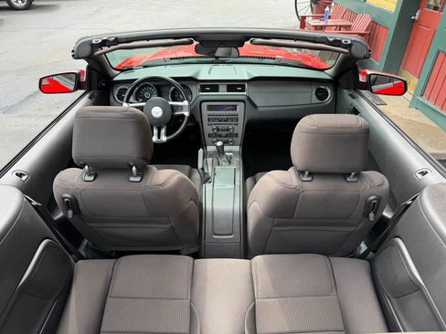 Used 2013 Ford Mustang GT w/ Security Pkg RWD image 23