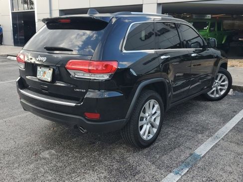 Used 2017 Jeep Grand Cherokee Limited image 4