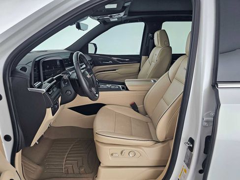 Certified 2023 Cadillac Escalade Premium Luxury w/ Performance Package AWD/4WD image 22