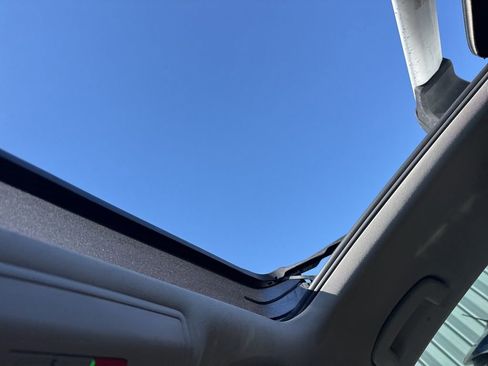 Used 2021 Volkswagen Atlas SEL Premium image 12