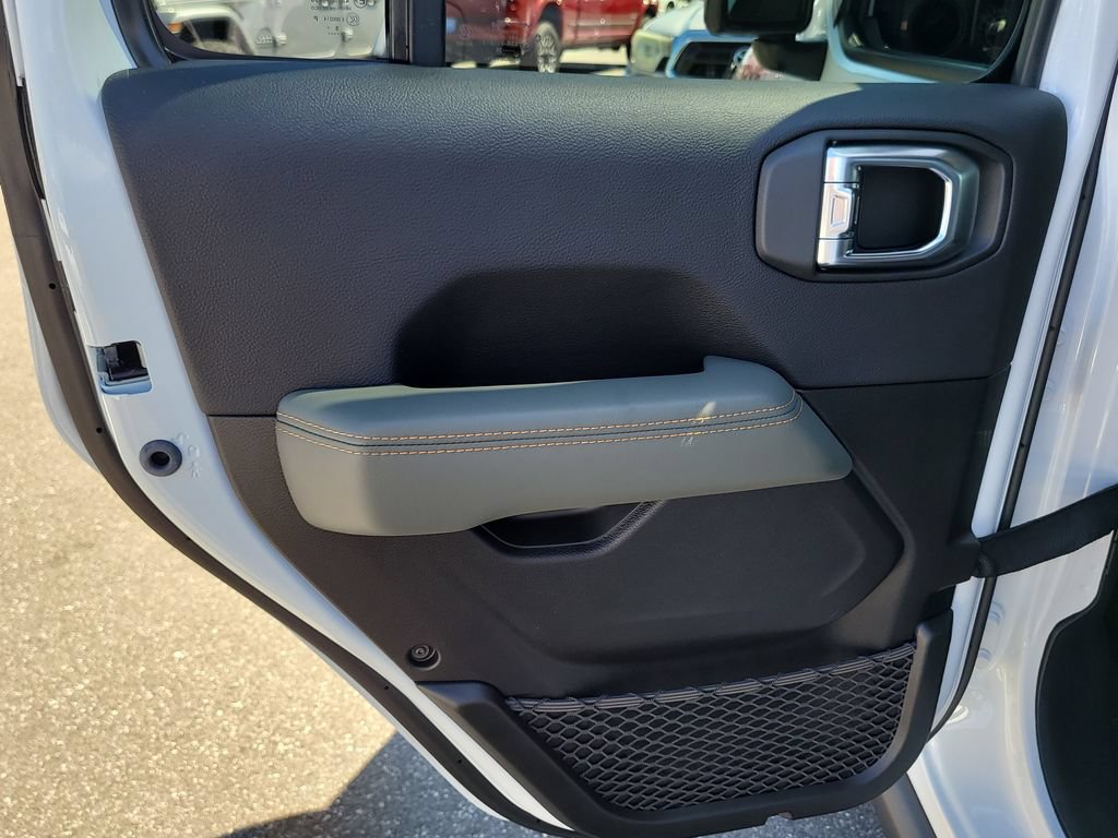 New 2026 Jeep Gladiator Mojave AWD/4WD image 11