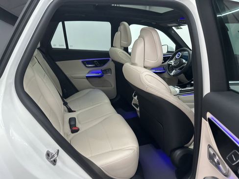 New 2026 Mercedes-Benz GLC 300 image 24