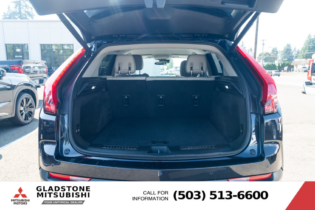 Used 2023 Cadillac XT4 Premium Luxury AWD/4WD image 8