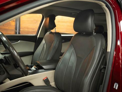 Used 2019 Lincoln Nautilus Reserve AWD/4WD image 11