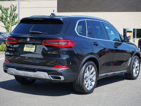 Used 2019 BMW X5 xDrive40i w/ Convenience Package AWD/4WD image 3