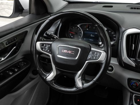 Used 2022 GMC Terrain SLT w/ LPO, Floor Liner Package image 20