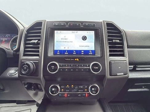 Used 2020 Ford Expedition XLT w/ Equipment Group 202A image 11