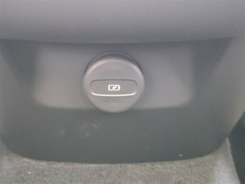 New 2026 Volvo XC60 B5 Ultra w/ Protection Package Premier image 23