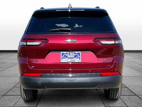 New 2025 Jeep Grand Cherokee L Limited image 4