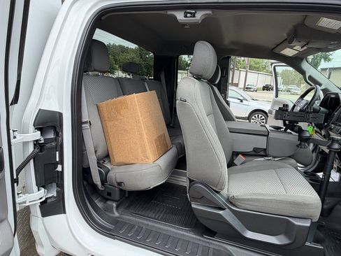 Used 2019 Ford F550 4x4 SuperCab Super Duty w/ XLT Value Package image 16