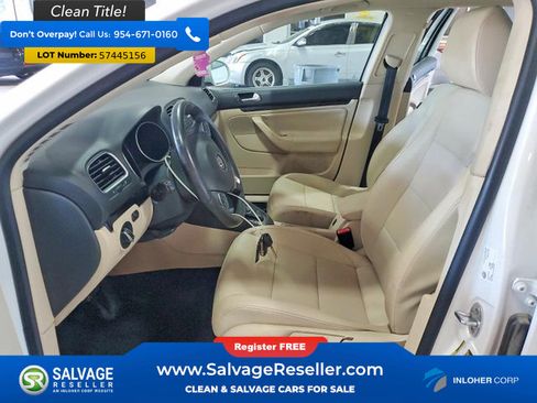 Used 2013 Volkswagen Jetta SE FWD image 9