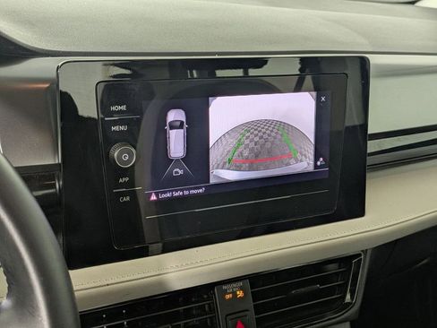 Used 2025 Volkswagen Taos S image 21