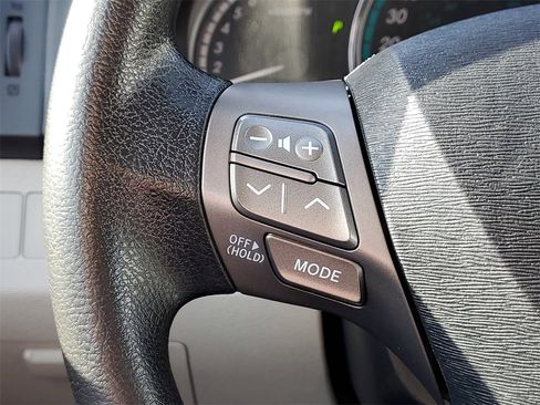 Used 2010 Toyota Venza AWD image 19