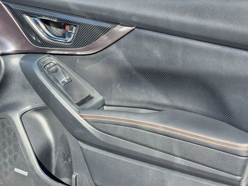 Used 2018 Subaru Crosstrek 2.0i Limited image 19