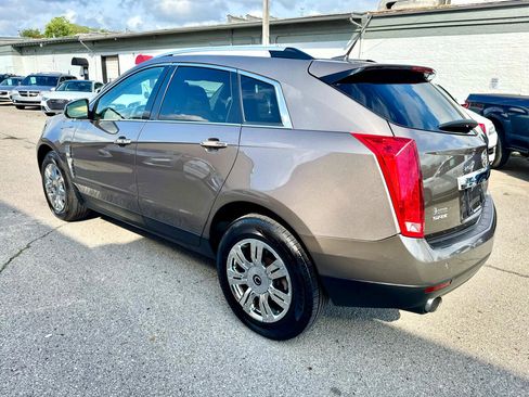 Used 2011 Cadillac SRX Luxury image 4