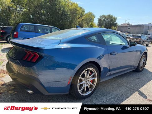 Used 2024 Ford Mustang GT Premium RWD image 6