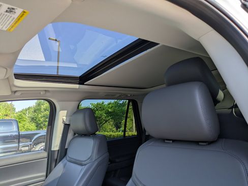 Certified 2026 Ford Expedition Active AWD/4WD image 26