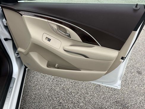 Used 2016 Buick LaCrosse Leather image 14