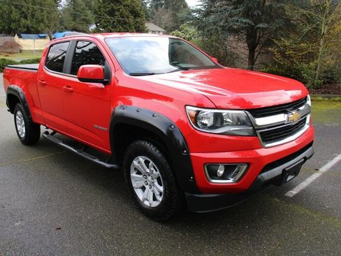 Used 2016 Chevrolet Colorado LT w/ LT Convenience Package image 2