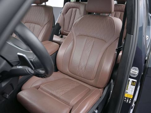 Used 2022 BMW X7 M50i AWD/4WD image 12