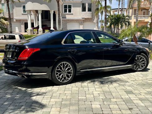 Used 2017 Genesis G90 5.0 Ultimate AWD/4WD image 5