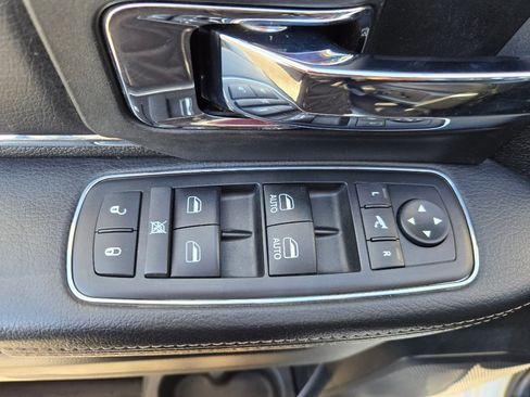 Used 2017 RAM 2500 Laramie w/ Protection Group image 9