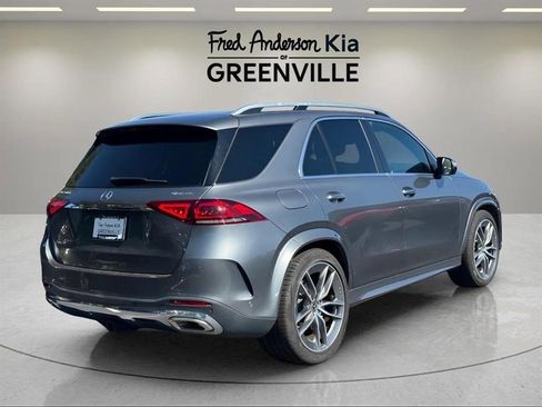 Used 2021 Mercedes-Benz GLE 580 4MATIC image 3