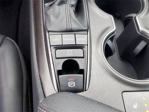 Used 2021 Toyota Camry XSE image 25