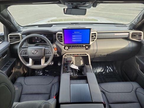 New 2026 Toyota Sequoia Platinum AWD/4WD image 15