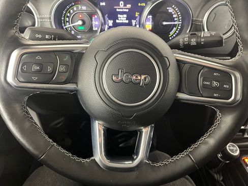 Used 2023 Jeep Wrangler Unlimited Sahara w/ Cold Weather Group image 23