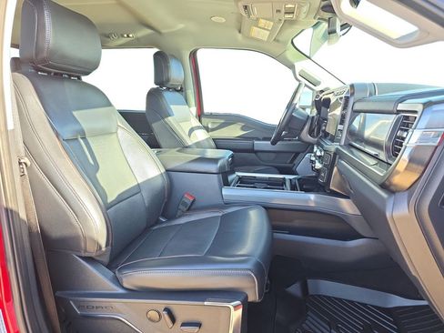Used 2024 Ford F250 Lariat w/ Lariat Ultimate Package image 17