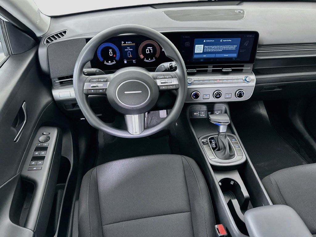 New 2027 Hyundai Kona SE FWD image 17