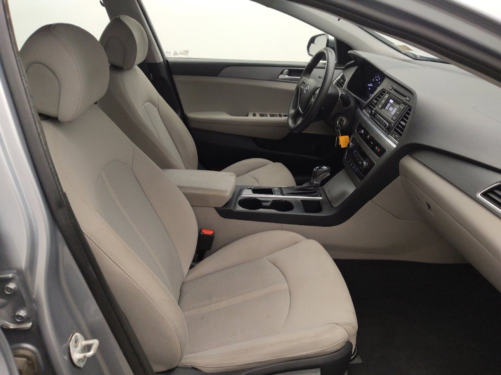 Used 2017 Hyundai Sonata SE FWD image 21