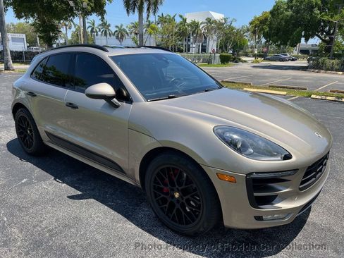 Used 2017 Porsche Macan GTS image 2