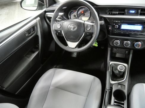Used 2014 Toyota Corolla L image 9